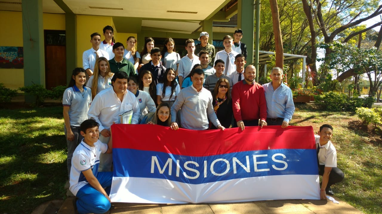 HOY LA  DELEGACIÓN MISIONES PARTIÓ RUMBO A FORMOSA AL FORO FEDERAL DE CENTROS ESTUDIANTES SECUNDARIOS