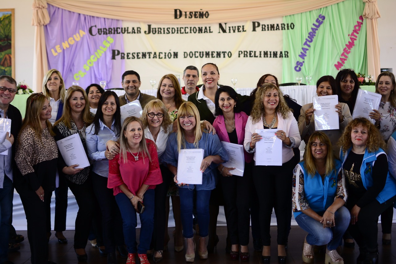 PRESENTARON EL BORRADOR DEL DISEÑO CURRICULAR DEL NIVEL PRIMARIO PARA MISIONES