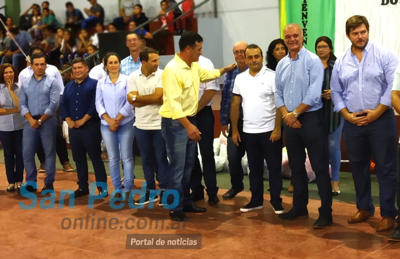 HERRERA AHUAD INAUGURÓ EL POLIDEPORTIVO TAN ESPERADO DE SAN PEDRO