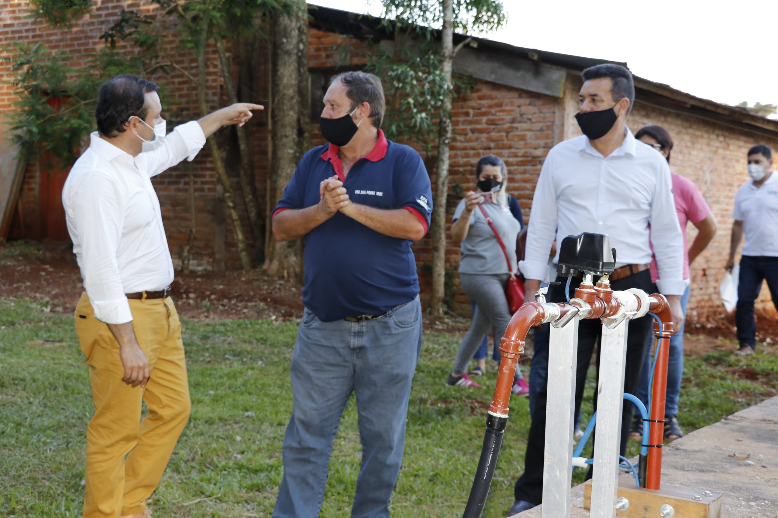 «LA PANDEMIA ES TIEMPO DE OPORTUNIDADES» DIJO EL GOBERNADOR EN LA INAUGURACIÓN DEL SISTEMA DE RIEGO EN LA EFA DE SAN PEDRO