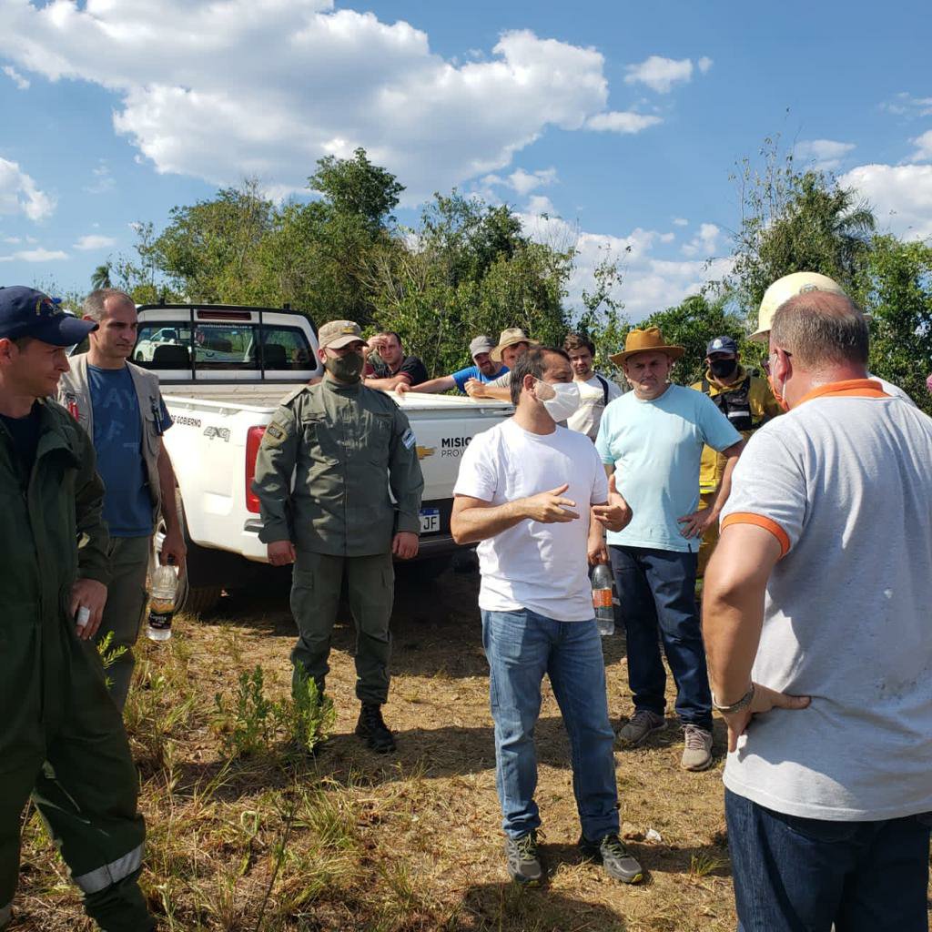 HERRERA AHUAD SUPERVISÓ LA LUCHA CONTRA EL FUEGO EN LA RESERVA YABOTI