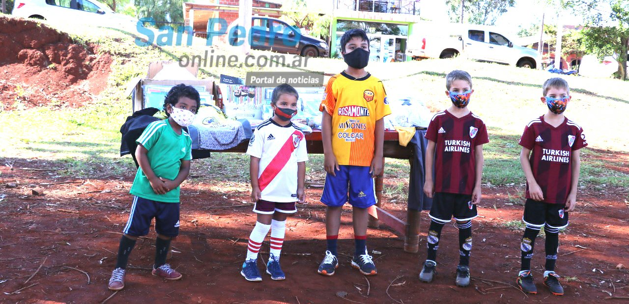 LA ESCUELA DE DEPORTES Y VALORES DE SAN PEDRO RECIBE APORTES