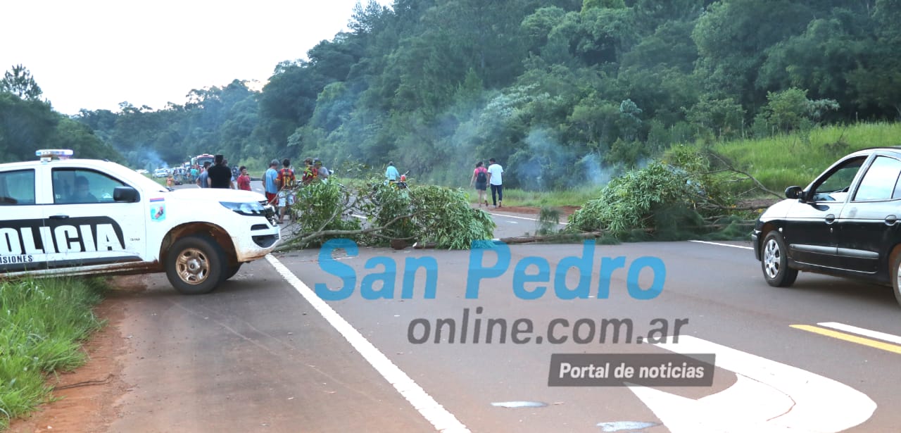 SAN PEDRO: LEVANTARON EL CORTE DE RUTA EN RN 14