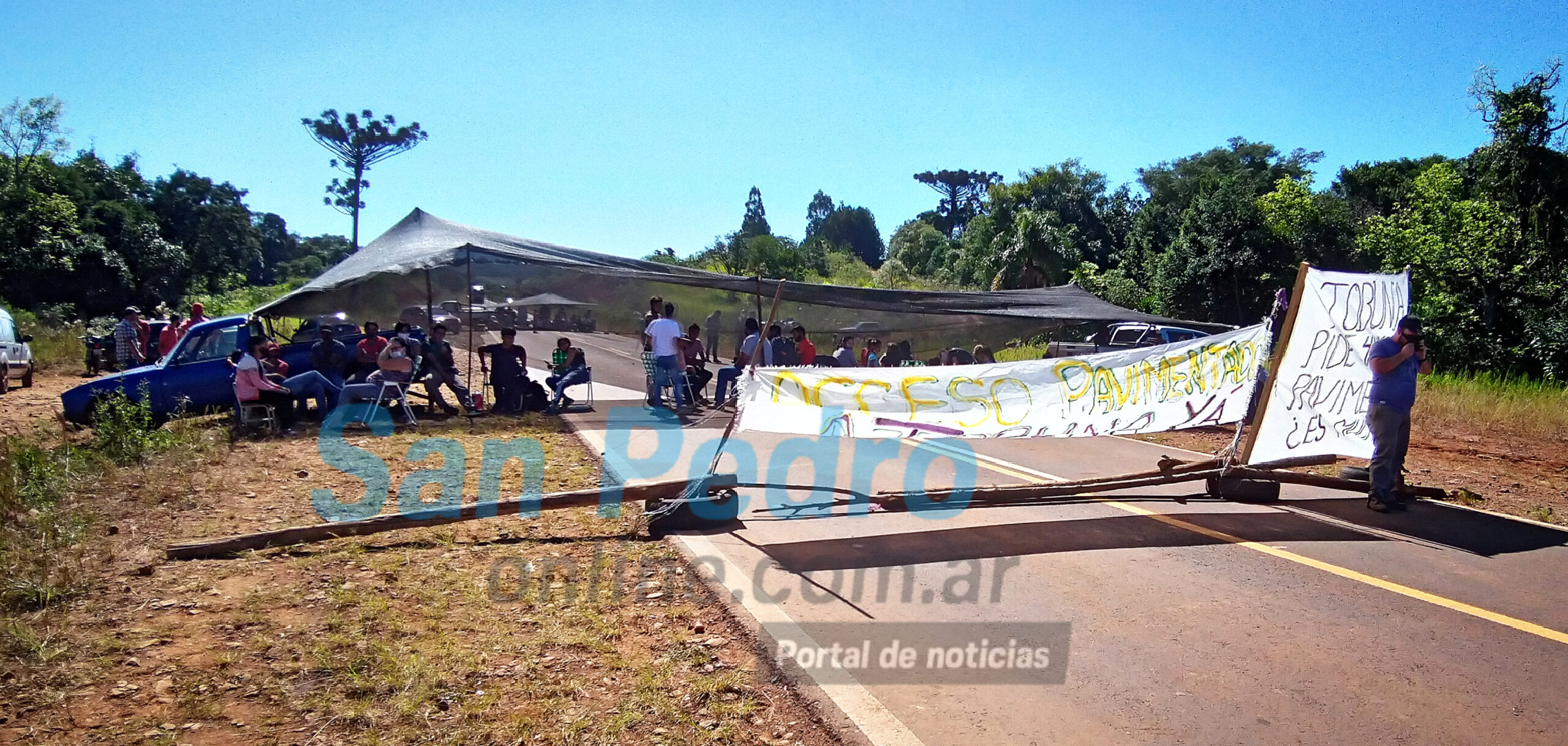 CORTE DE RUTA EN TOBUNA: LA MEDIDA DE FUERZA CONTINUA MIENTRAS NO HAYA UN ACUERDO FIRMADO RESPECTO A LA PAVIMENTACCIÓN DEL ACCESO