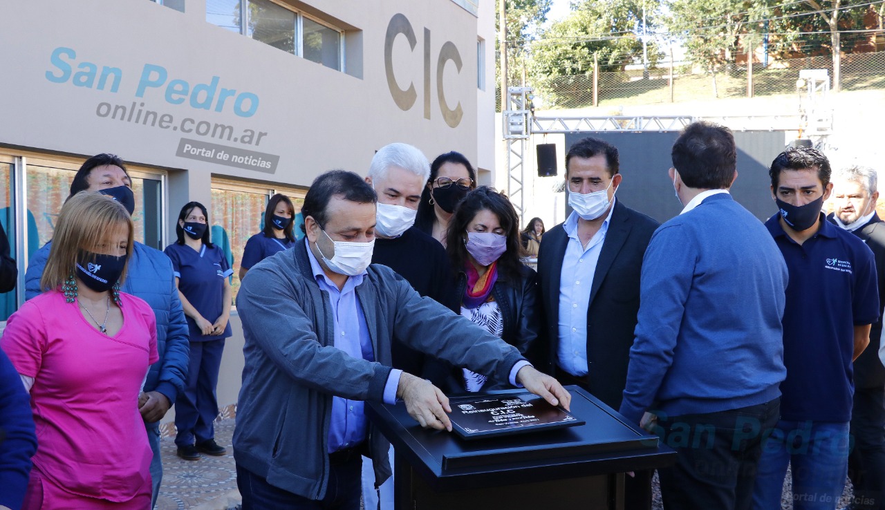 SAN VICENTE: INAUGURARON LA OFICINA DE BROMATOLOGIA Y TURISMO, UN CIC Y ENTREGARON TITULOS DE PROPIEDAD