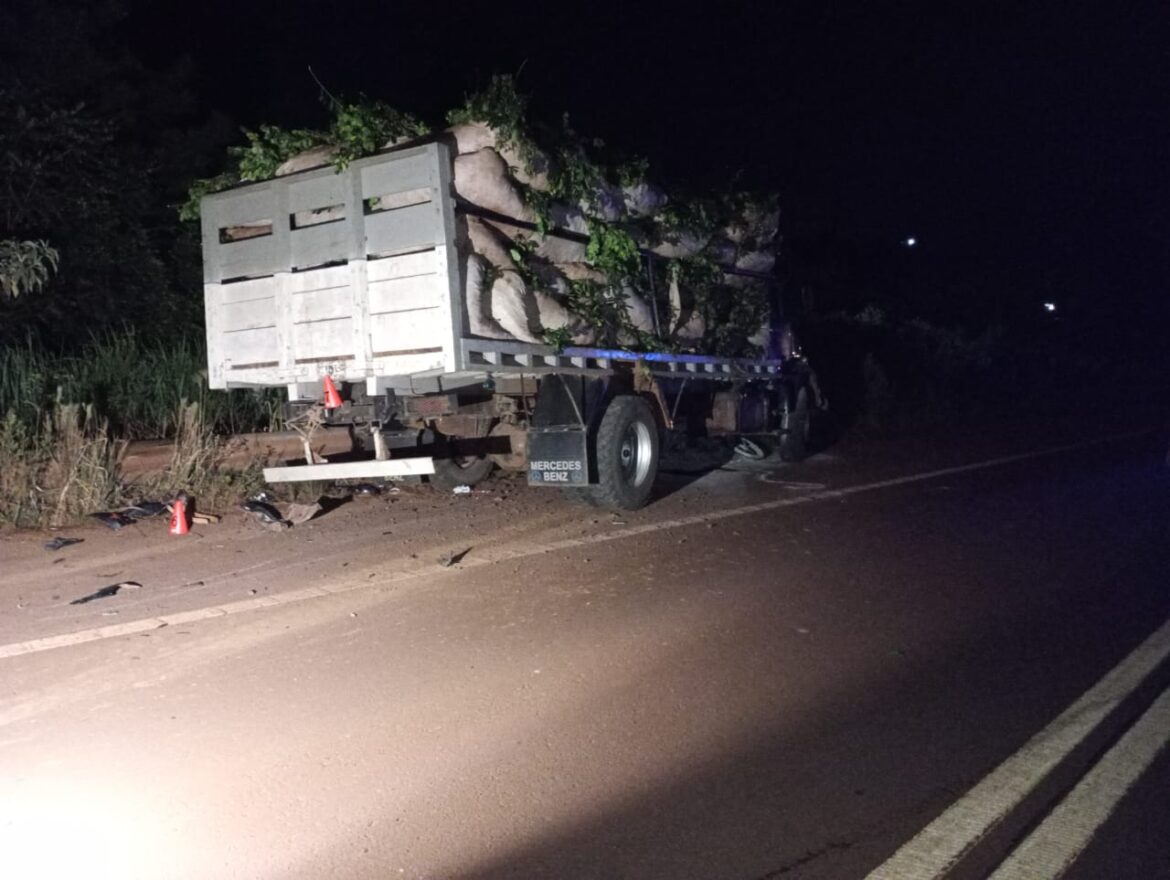 SAN PEDRO: FALLECIÓ TRAS COLISIONAR SU MOTOCICLETA DE FRENTE CONTRA UN CAMIÓN