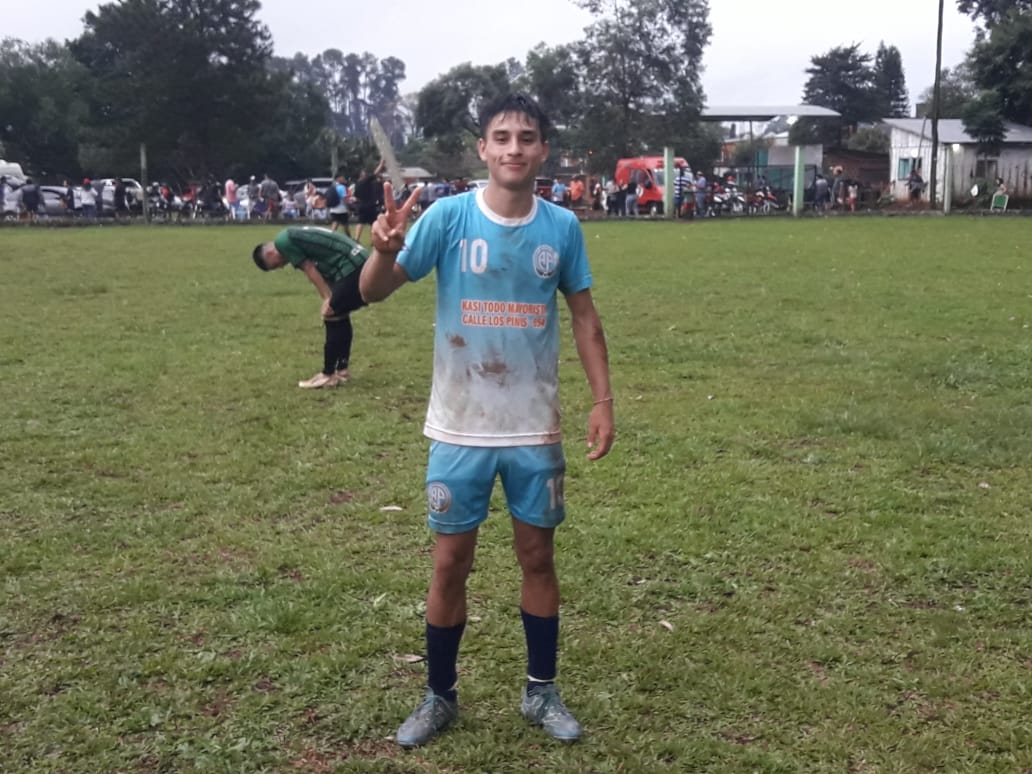 NAHUEL ZELAYA, LA CARTA DE GOL DE PUERTO ARGENTINO