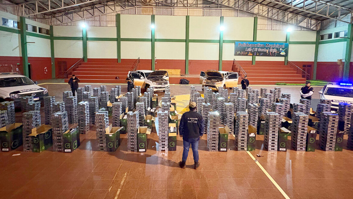 Nuevo golpe al contrabando: incautaron 40.000 atados de cigarrillos y secuestraron dos camionetas robadas