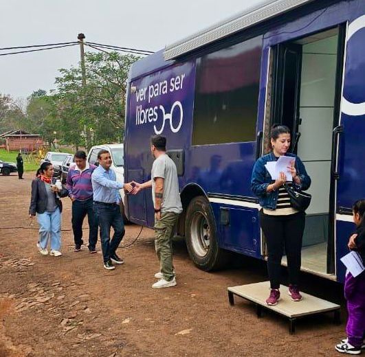 Oscar Herrera Ahuad acompañó el programa “Ver Para Ser Libres” en Misiones