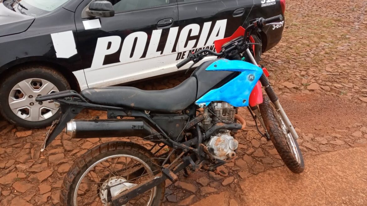La policia recuperó motocicleta robada en San Pedro