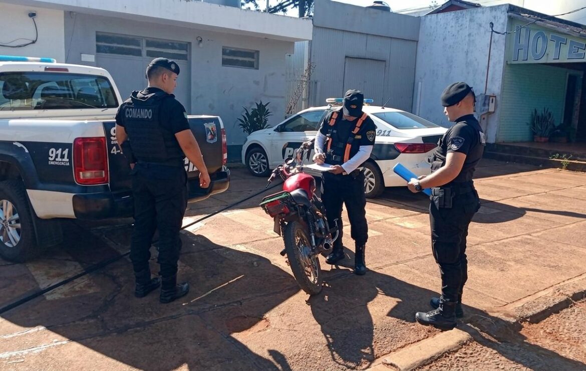 San Pedro: retienen una motocicleta por ruidos molestos y escape antirreglamentario