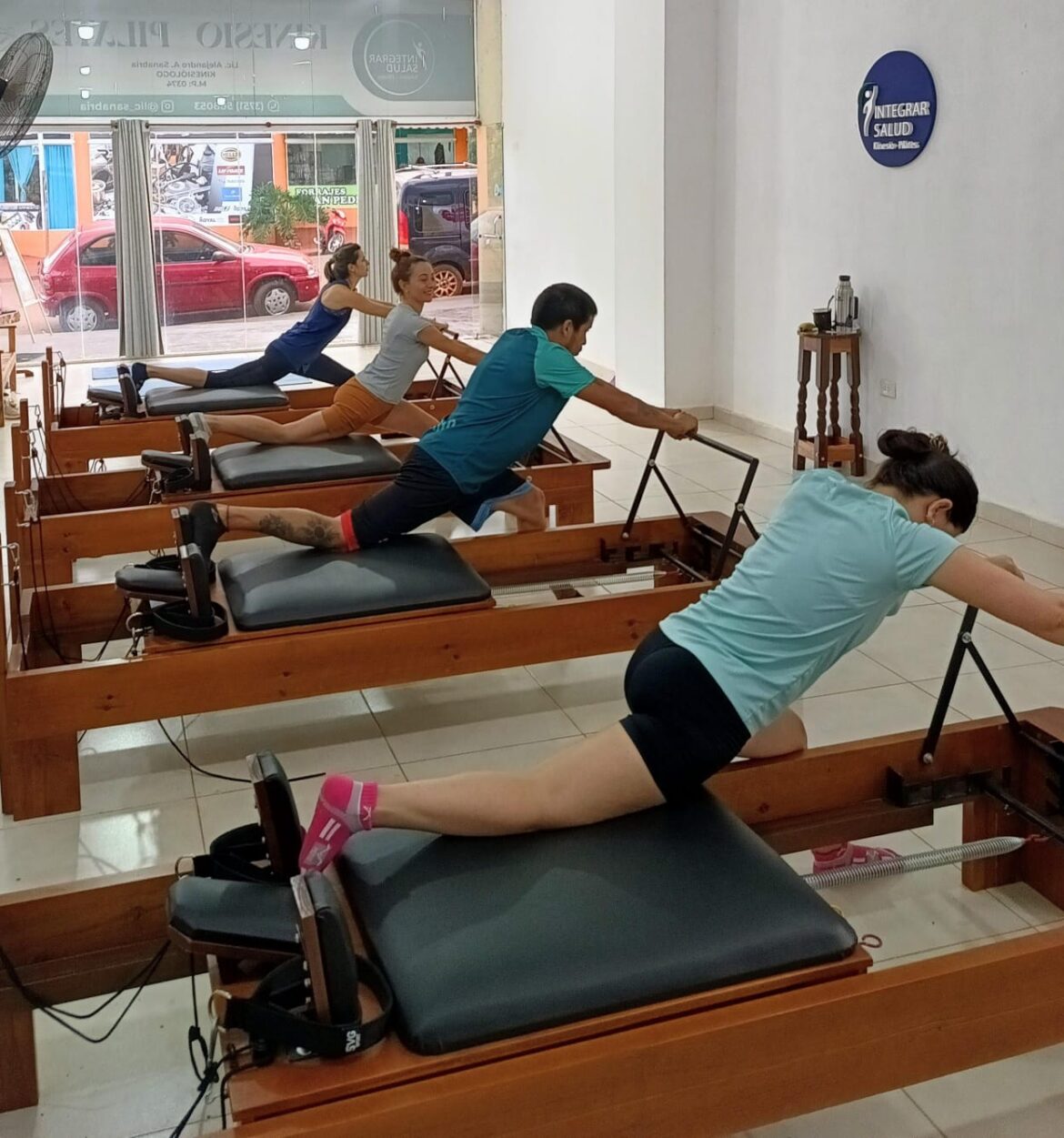 Cuando el movimiento se convierte en salud, la historia de Alejandro Sanabria y su apuesta por el Pilates