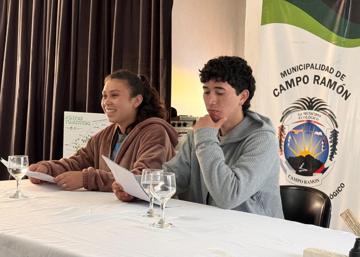 Jóvenes de la UGL N° 10 llevaron sus propuestas al Parlamento Estudiantil de Campo Ramón