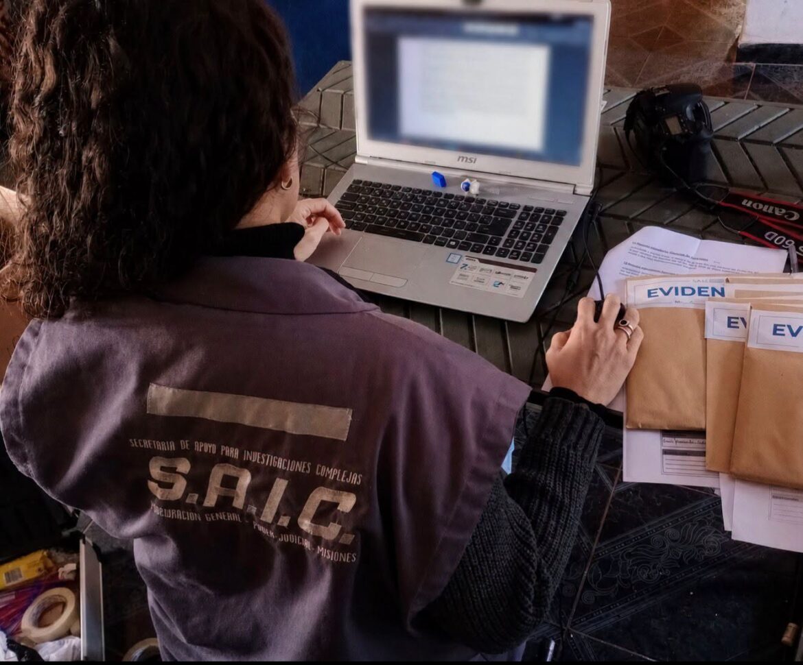Terciados Paraíso: investigan a un joven por presuntas extorsiones con fotos íntimas